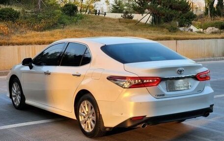 Toyota Camry, 2021 год, 2 100 443 рублей, 3 фотография