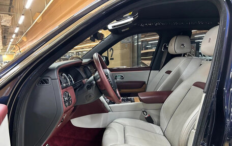 Rolls-Royce Cullinan, 2021 год, 26 754 696 рублей, 10 фотография