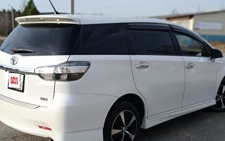 Toyota Wish II, 2013 год, 1 430 000 рублей, 2 фотография