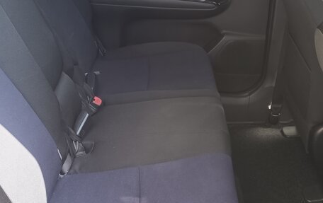 Toyota Wish II, 2013 год, 1 430 000 рублей, 15 фотография
