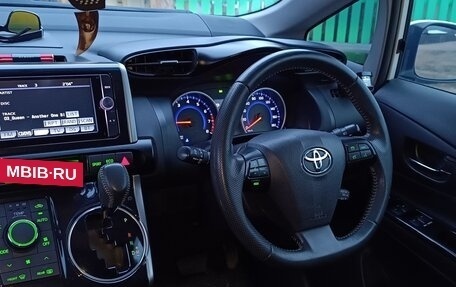 Toyota Wish II, 2013 год, 1 430 000 рублей, 10 фотография