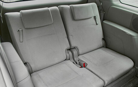Toyota ISis I, 2009 год, 1 250 000 рублей, 22 фотография
