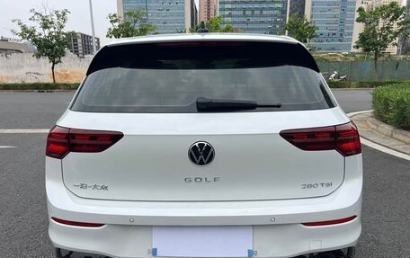 Volkswagen Golf VIII, 2022 год, 1 860 000 рублей, 4 фотография