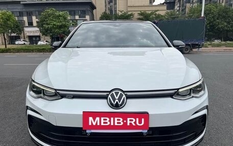Volkswagen Golf VIII, 2022 год, 1 860 000 рублей, 6 фотография