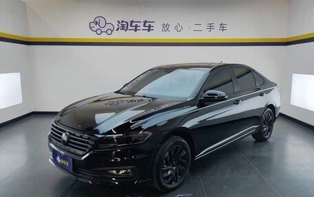 Volkswagen Lavida, 2022 год, 1 600 000 рублей, 1 фотография