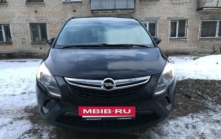 Opel Zafira C рестайлинг, 2013 год, 1 500 000 рублей, 2 фотография
