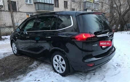 Opel Zafira C рестайлинг, 2013 год, 1 500 000 рублей, 4 фотография