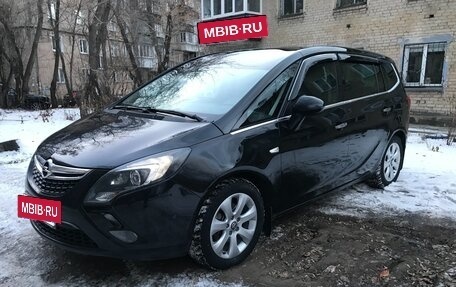 Opel Zafira C рестайлинг, 2013 год, 1 500 000 рублей, 3 фотография