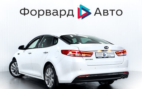 KIA Optima IV, 2018 год, 2 000 000 рублей, 5 фотография