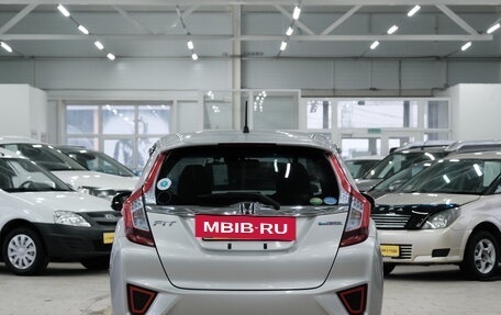 Honda Fit III, 2015 год, 1 289 000 рублей, 6 фотография