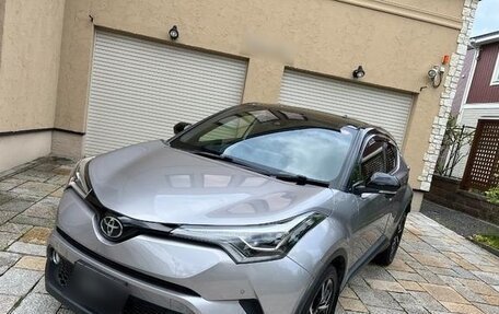 Toyota C-HR I рестайлинг, 2019 год, 1 605 000 рублей, 3 фотография