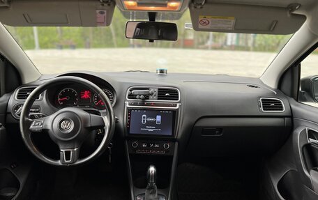 Volkswagen Polo VI (EU Market), 2011 год, 849 000 рублей, 19 фотография