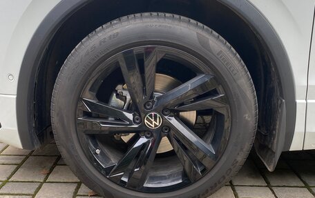 Volkswagen Tiguan II, 2022 год, 4 350 000 рублей, 13 фотография