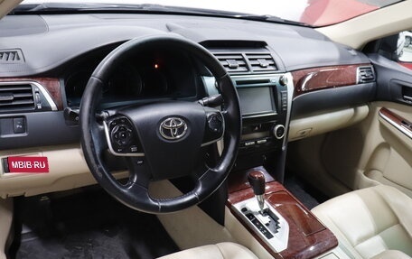 Toyota Camry, 2012 год, 1 675 000 рублей, 9 фотография