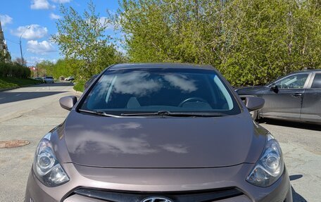 Hyundai i30 II рестайлинг, 2013 год, 980 000 рублей, 2 фотография