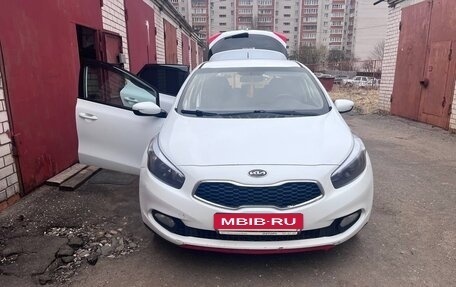 KIA cee'd III, 2013 год, 830 000 рублей, 2 фотография