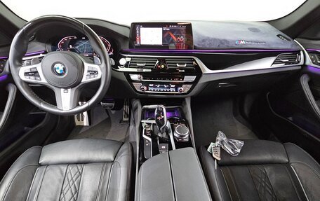 BMW 5 серия, 2018 год, 3 043 000 рублей, 16 фотография