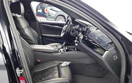 BMW 5 серия, 2018 год, 3 043 000 рублей, 20 фотография
