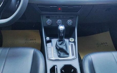 Volkswagen Lavida, 2022 год, 1 600 000 рублей, 12 фотография