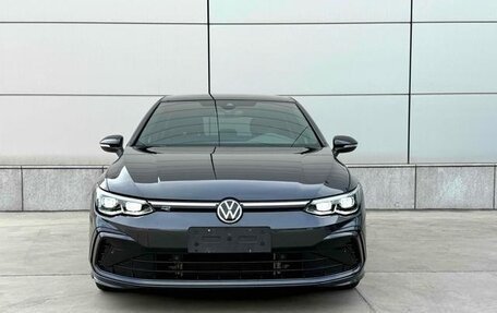 Volkswagen Golf VII, 2021 год, 1 570 441 рублей, 2 фотография