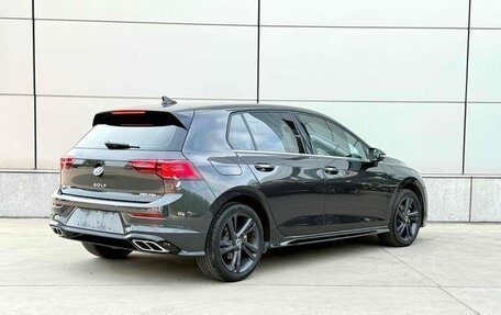 Volkswagen Golf VII, 2021 год, 1 570 441 рублей, 3 фотография