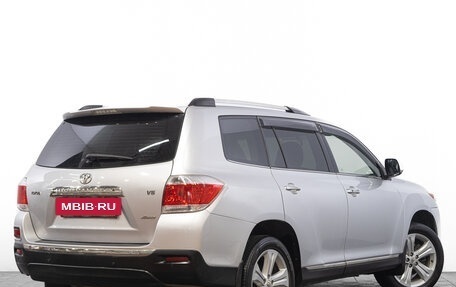 Toyota Highlander III, 2012 год, 2 149 000 рублей, 5 фотография