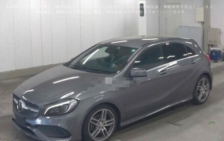 Mercedes-Benz A-Класс, 2016 год, 1 300 000 рублей, 1 фотография