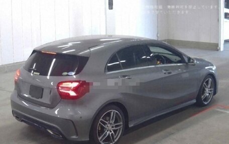 Mercedes-Benz A-Класс, 2016 год, 1 300 000 рублей, 3 фотография