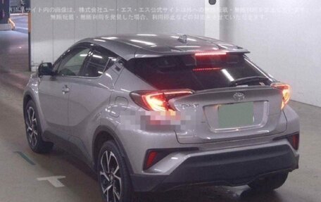 Toyota C-HR I рестайлинг, 2017 год, 1 700 000 рублей, 4 фотография