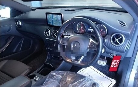 Mercedes-Benz A-Класс, 2016 год, 1 300 000 рублей, 5 фотография