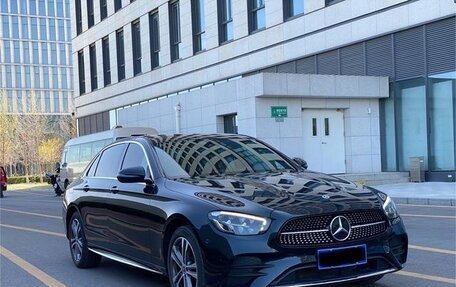 Mercedes-Benz E-Класс, 2022 год, 3 820 446 рублей, 2 фотография