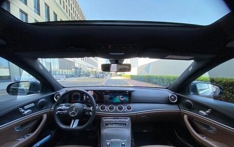 Mercedes-Benz E-Класс, 2022 год, 3 820 446 рублей, 8 фотография