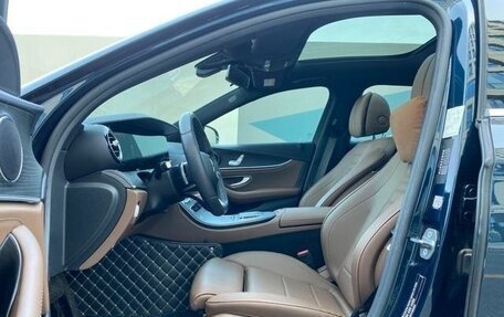 Mercedes-Benz E-Класс, 2022 год, 3 820 446 рублей, 9 фотография