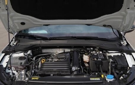Volkswagen Golf VII, 2021 год, 1 580 441 рублей, 16 фотография