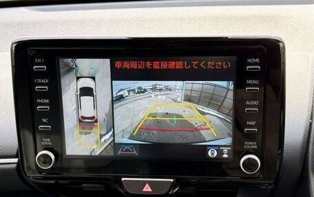 Toyota Yaris Cross, 2022 год, 1 378 000 рублей, 17 фотография