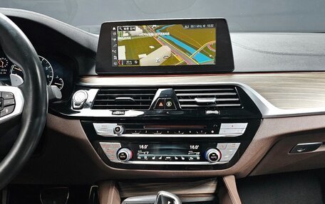 BMW 5 серия, 2018 год, 2 943 000 рублей, 6 фотография