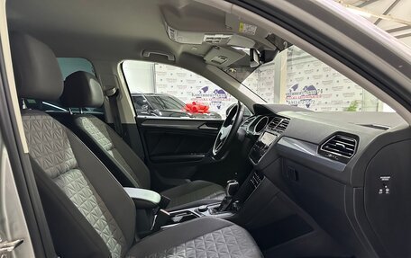 Volkswagen Tiguan II, 2021 год, 2 780 000 рублей, 27 фотография
