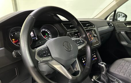 Volkswagen Tiguan II, 2021 год, 2 780 000 рублей, 25 фотография