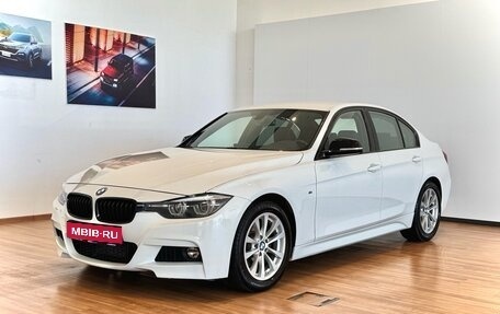 BMW 3 серия, 2018 год, 2 000 000 рублей, 1 фотография