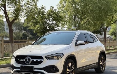 Mercedes-Benz GLA, 2021 год, 1 930 400 рублей, 1 фотография