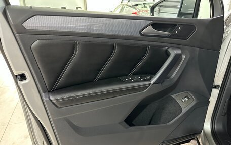 Volkswagen Tiguan II, 2021 год, 2 780 000 рублей, 35 фотография