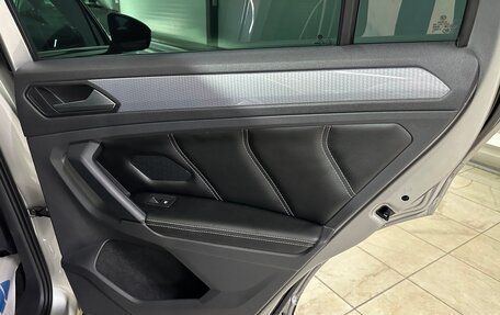 Volkswagen Tiguan II, 2021 год, 2 780 000 рублей, 38 фотография