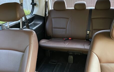 Hyundai Grand Starex Grand Starex I рестайлинг 2, 2019 год, 3 390 000 рублей, 8 фотография