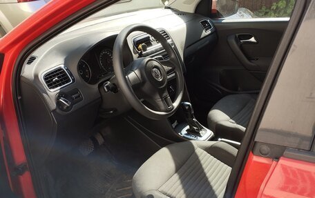 Volkswagen Polo VI (EU Market), 2011 год, 850 000 рублей, 4 фотография