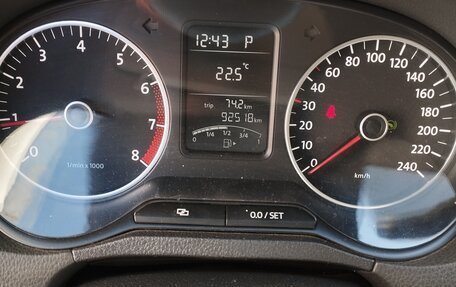 Volkswagen Polo VI (EU Market), 2011 год, 850 000 рублей, 5 фотография
