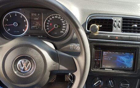 Volkswagen Polo VI (EU Market), 2011 год, 850 000 рублей, 6 фотография