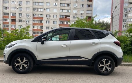 Renault Kaptur I рестайлинг, 2017 год, 1 350 000 рублей, 2 фотография