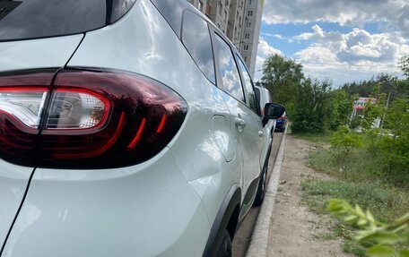 Renault Kaptur I рестайлинг, 2017 год, 1 350 000 рублей, 6 фотография