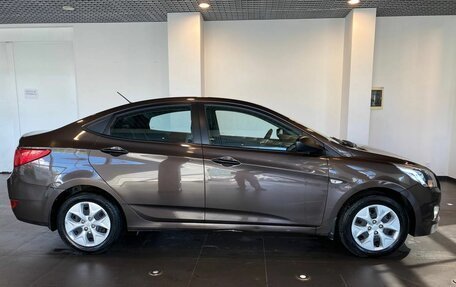 Hyundai Solaris II рестайлинг, 2016 год, 895 000 рублей, 2 фотография