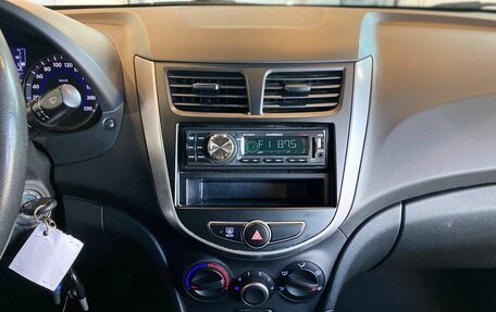 Hyundai Solaris II рестайлинг, 2016 год, 895 000 рублей, 13 фотография